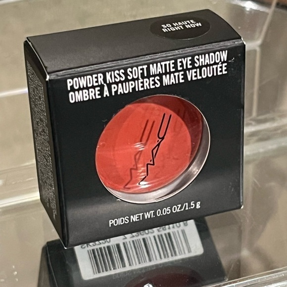 MAC Powder Kiss Soft Matte Eye Shadow in color So Haute Right Now, NEW! - Picture 7 of 10